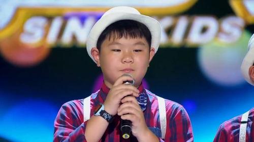 网红男孩唱歌搞笑  第3张