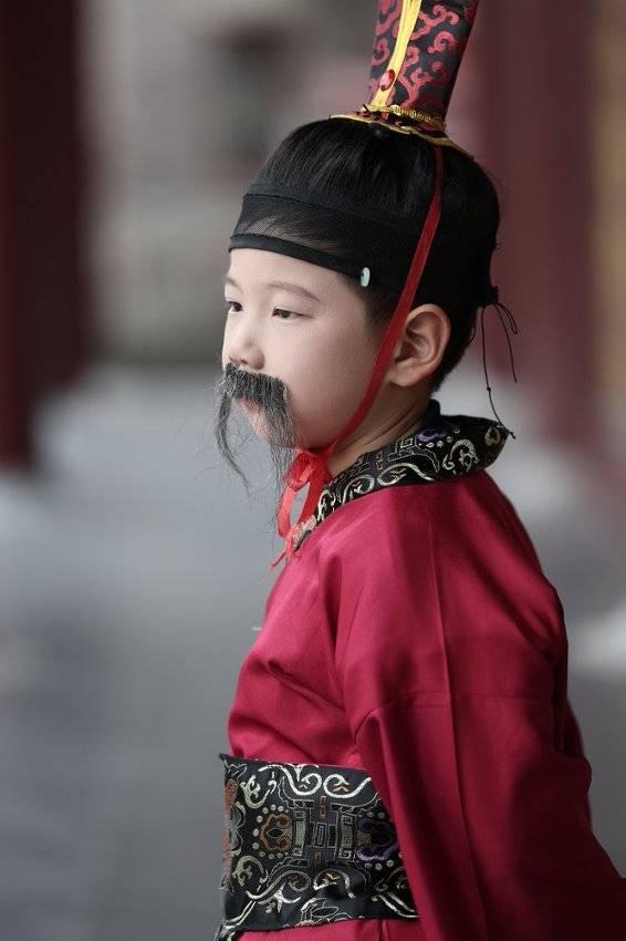 徐庶的演员,演绎智慧与忠诚的银幕化身