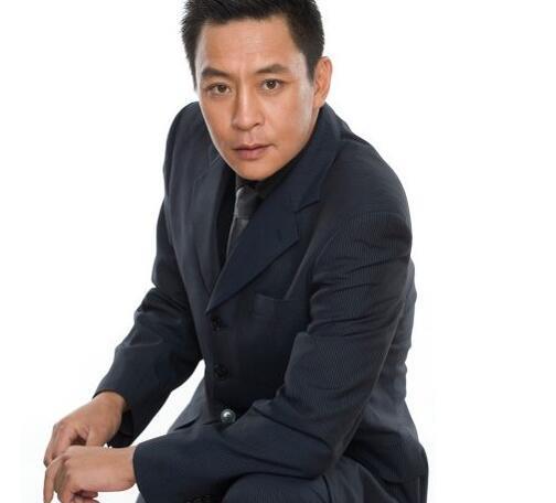 演员何理个人资料,光影交织下的演艺人生  第2张