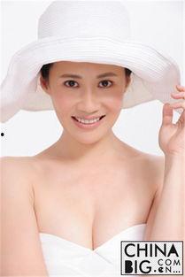 张光北妻子个人资料,揭秘演艺圈才女背后的温馨人生  第2张