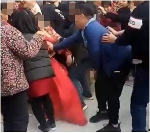 闹新娘搞笑视频,欢乐无限,笑料横生! 第2张 闹新娘搞笑视频,欢乐无限,笑料横生! 第2张